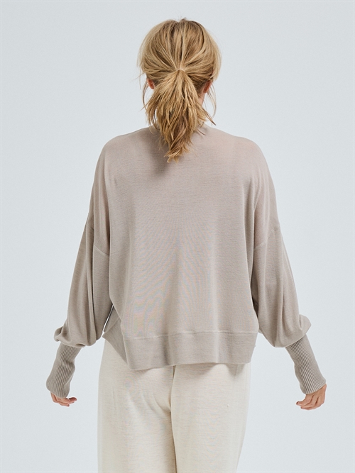SEAMLESS BASIC ONE SIZE WOOLEN SPORTY SWEAT BEIGE